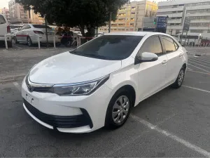 2018 تويوتا كورولا in dubai