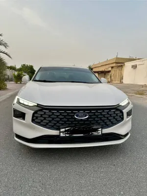 2023 Ford Taurus in dubai