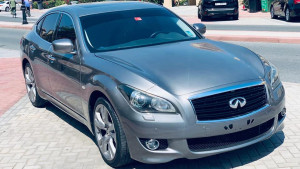 2013 Infiniti M37 in dubai