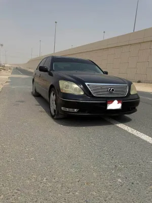 2004 Lexus LS in dubai