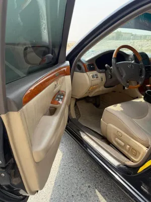 2004 Lexus LS