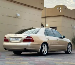 2004 لكزس آل آس ٤٣٠