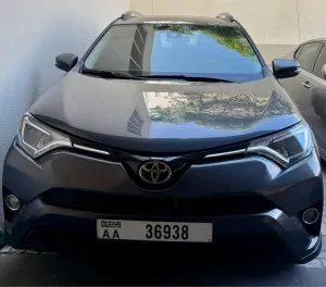 2017 تويوتا راف ٤ in dubai