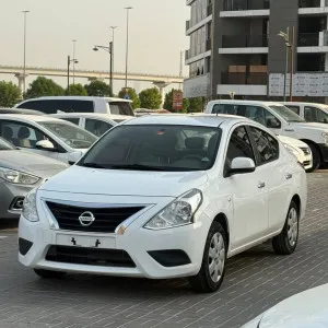 2019 نيسان صني in dubai