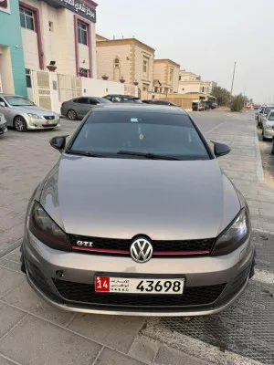 2015 Volkswagen Golf in dubai