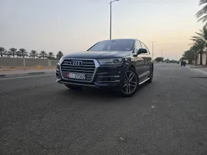 2016 اودي  كيو٧ in dubai