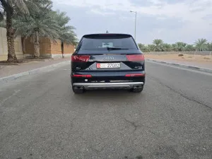 2016 اودي  كيو٧