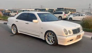 1996 مرسيدس-بنز الفئة - E in dubai
