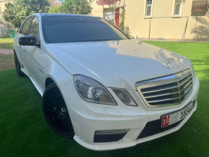 2010 Mercedes-Benz E63 AMG