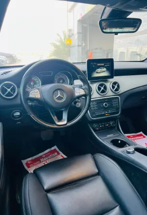 2016 مرسيدس-بنز سي ال اي