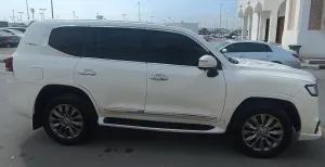 2010 تويوتا لاند كروزر