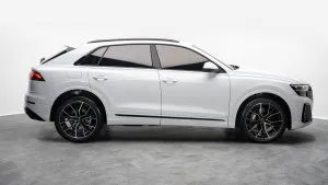 2025 Audi Q8