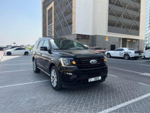 2019 Ford Expedition in dubai
