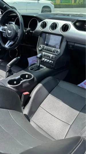 2020 Ford Mustang