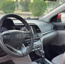 2019 هيونداي النترا