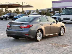 2014 Lexus ES