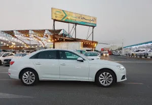 2018 اودي آي ٤ in dubai