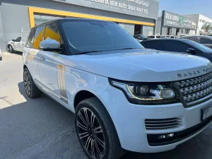 2014 Land Rover Range Rover in dubai