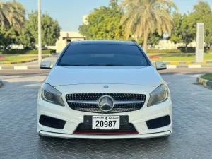 2015 مرسيدس-بنز الفئة - A