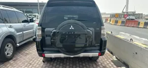 2013 ميتسوبيشي باجيرو