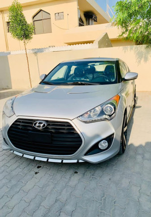 2013 Hyundai Veloster in dubai