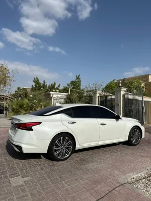2025 Nissan Altima