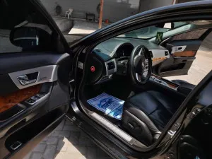 2013 Jaguar XF