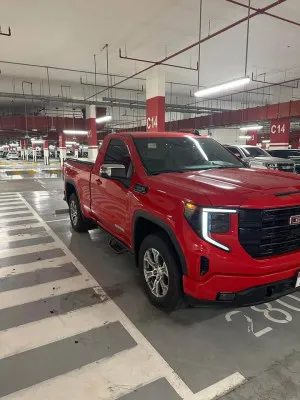 2022 جي أم سي سييرا in dubai
