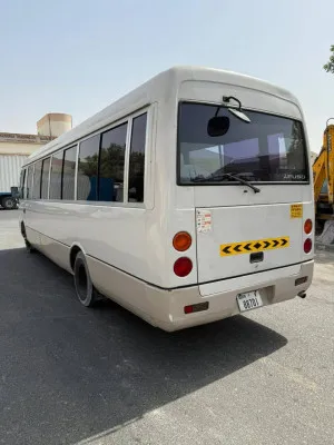 2014 ميتسوبيشي روزا باص