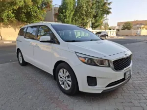2017 Kia Sedona in dubai
