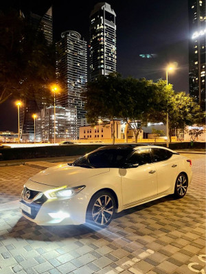2016 Nissan Maxima in dubai