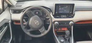 2021 تويوتا راف ٤