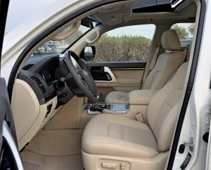 2017 Toyota Land Cruiser