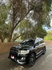 2019 Toyota Land Cruiser