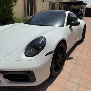 2022 Porsche 911 Carrera in dubai