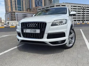 2014 Audi Q7 in dubai