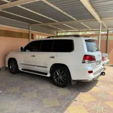 2014 Lexus LX 570 in dubai