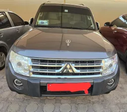 2010 ميتسوبيشي باجيرو
