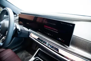 2024 بي أم دابليو i7 - اي ٧