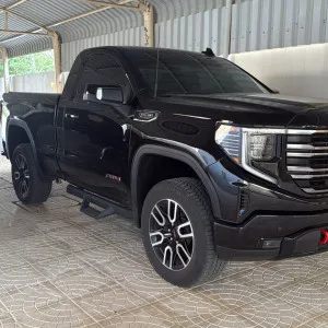 2025 جي أم سي سييرا in dubai