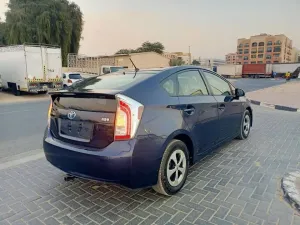2015 تويوتا بريوس