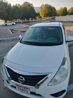 2018 نيسان صني in dubai