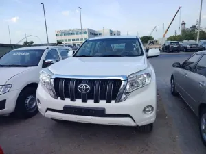 2017 Toyota Prado in dubai