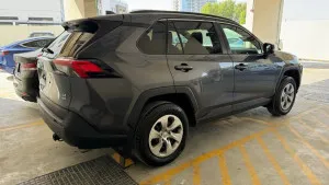 2020 تويوتا راف ٤