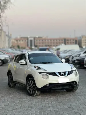 2016 نيسان جوك in dubai