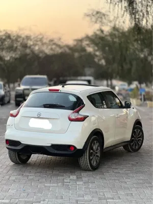 2016 نيسان جوك