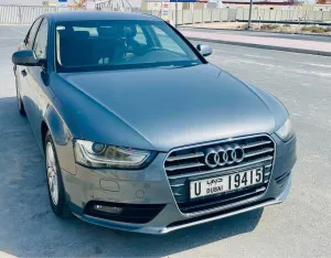 2014 اودي آي ٤ in dubai