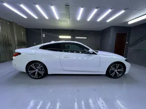 2021 بي أم دابليو الفئة - 4 