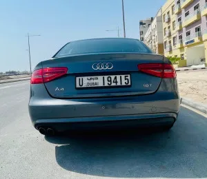 2014 اودي آي ٤