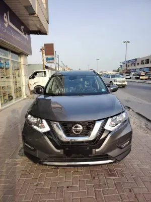 2019 نيسان روج
